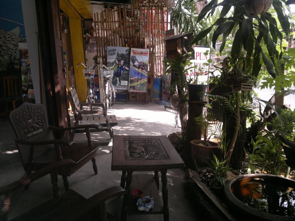 Cumpun Guest House Chiang Mai Ngoại thất bức ảnh